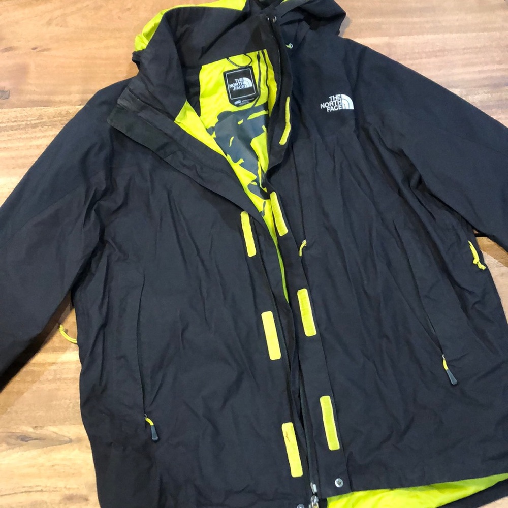 Men’s North Face Hyvent Ski Jacket - Black with Lime Green Accents & Lining